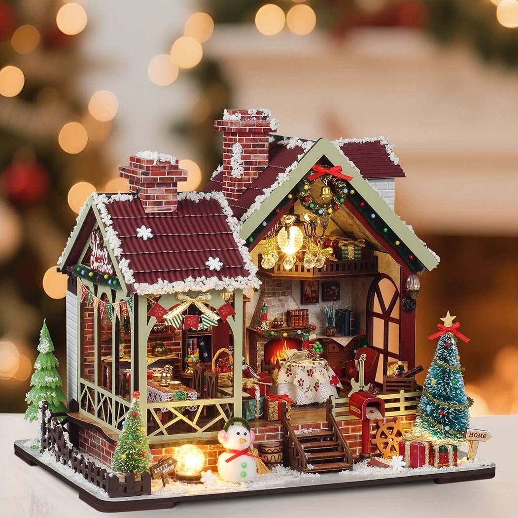 Warm Christmas Lodge DIY Miniature House Kit – Cozy Holiday Miniature Home & Gift
