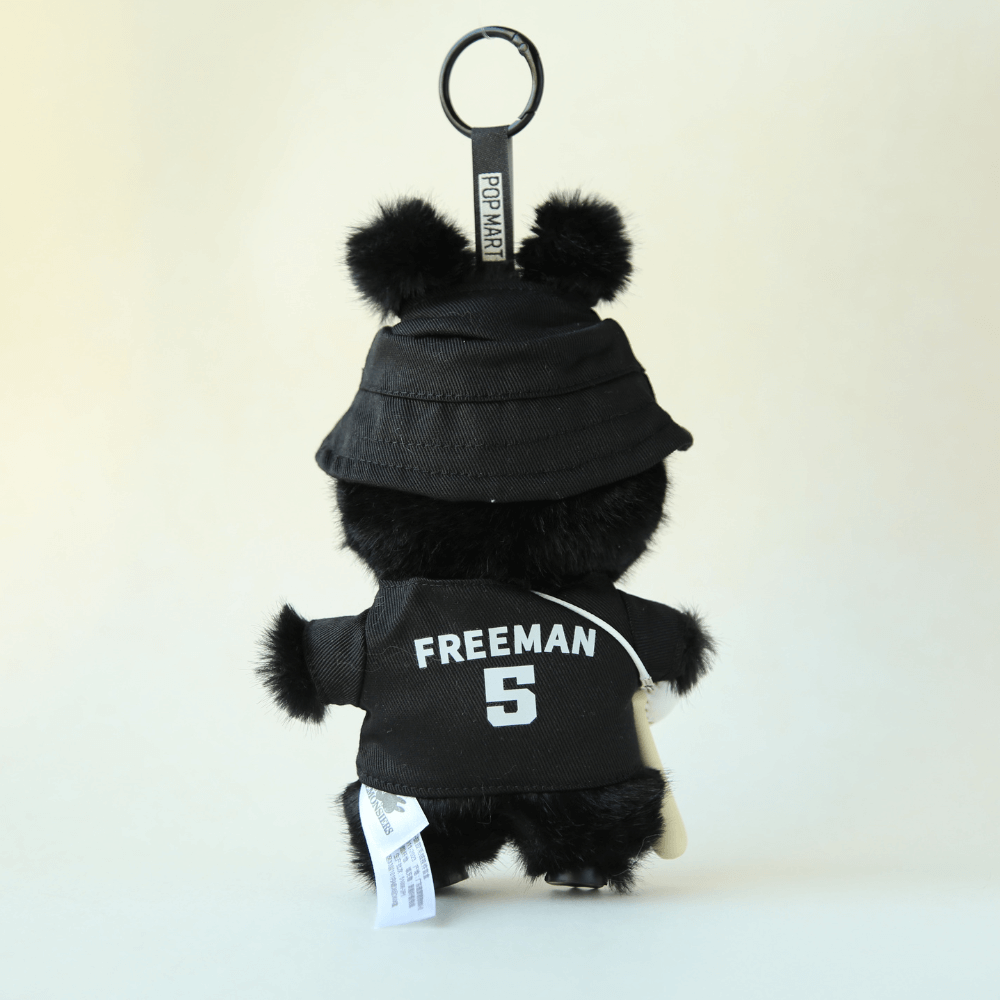 Labubu & LA Outfit (Labubu Included) 