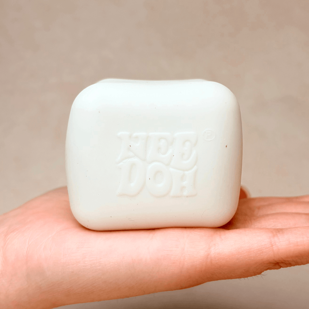 Needoh Nice Cube Milky White Luminous