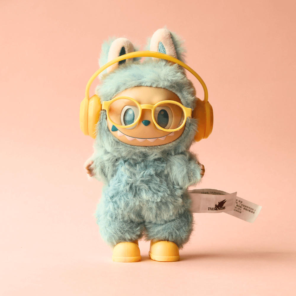 Fitness Accessories Set – Headphones, Glasse & Shoes for Labubu-Boobulo