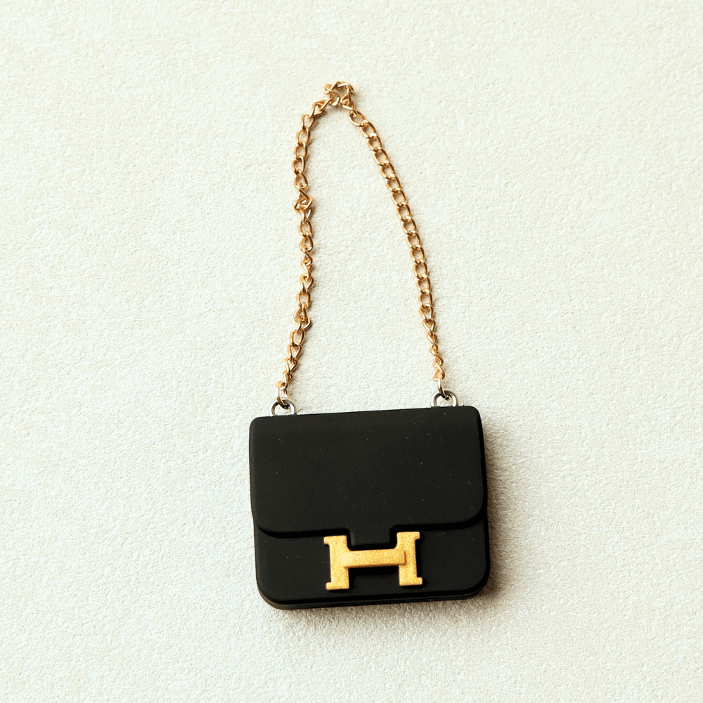 Labubu Luxury Mini Chain Bag – Doll Accessory