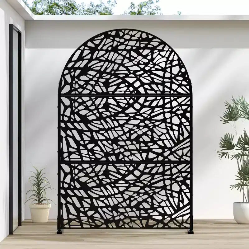 Arch-Shaped Mesh Black Galvanized Steel Divider | 183H x 120W x 40D cm