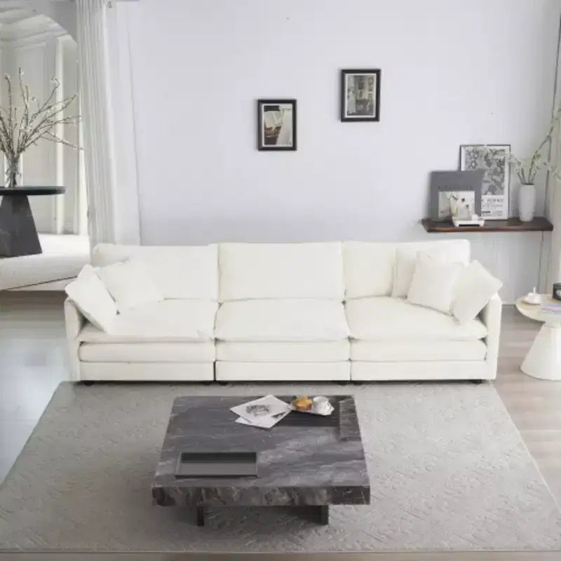 Upgrade Your Space: Mid-Century Modern 3-Seater - 5 Pillows for Maximum Comfort