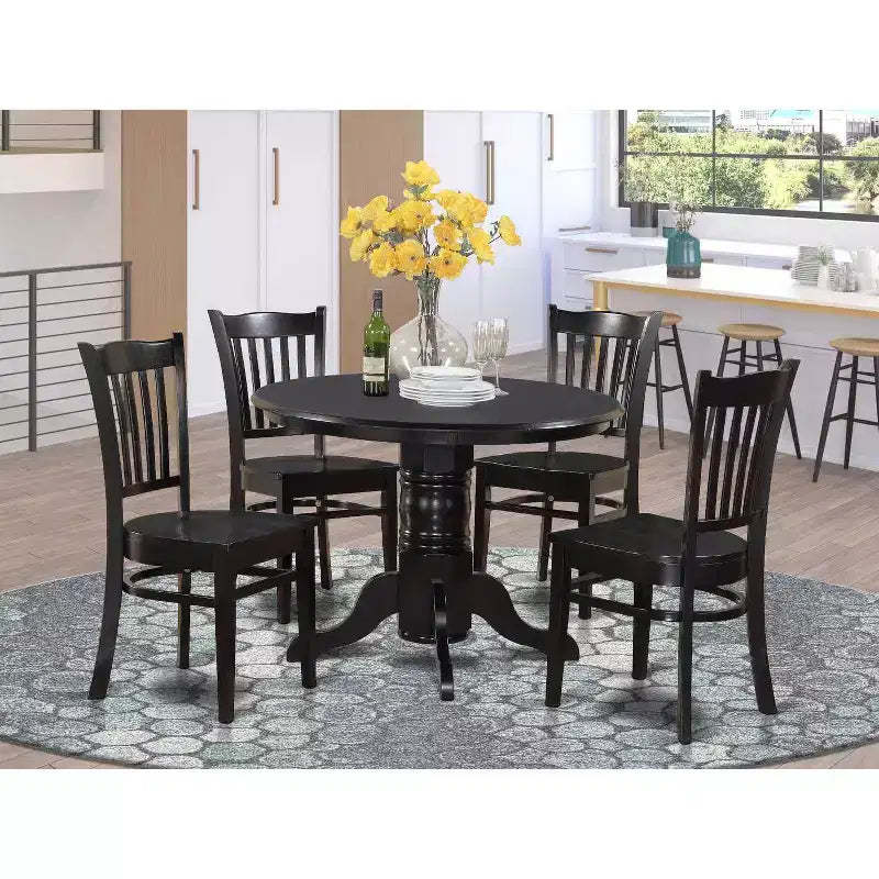 HomeStock Round Kitchen Table & Chair Set Linen White Modern Style SHGR5-WHI-W