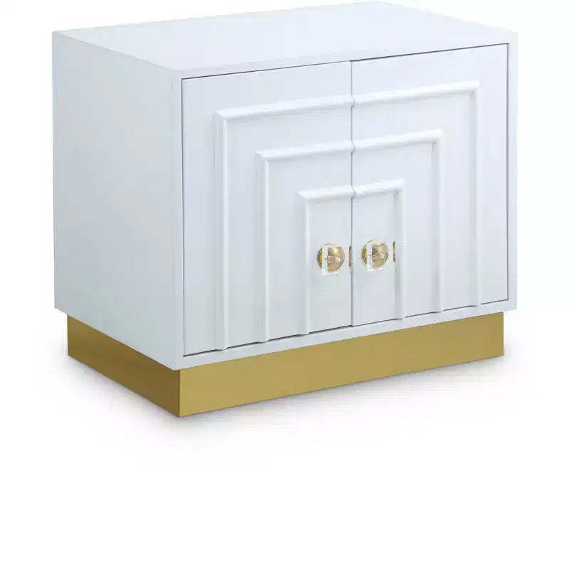 Meridian Furniture,Cosmopolitan Side Table