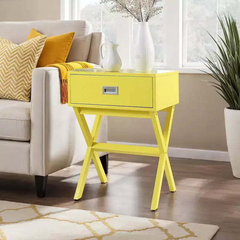 HomeStock Belmont End Table with Spacious Drawer and Wide Surface, Contemporary Accent Side Table for Lamps, Controls and Decorative Accessories