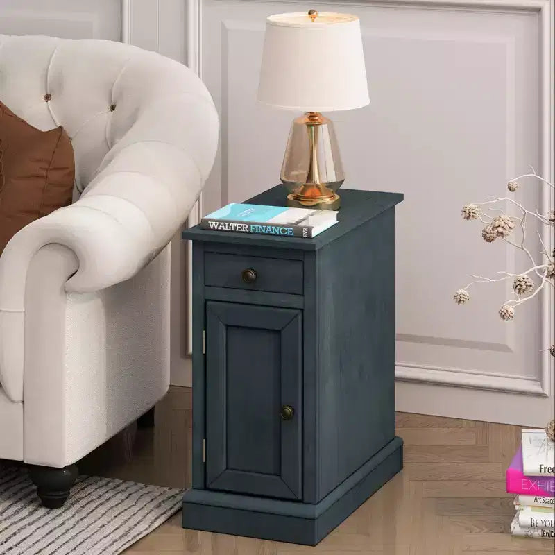 GDFStudio Xena Traditional Nightstand with 1 Drawer, 1 Door and 2 Compartments