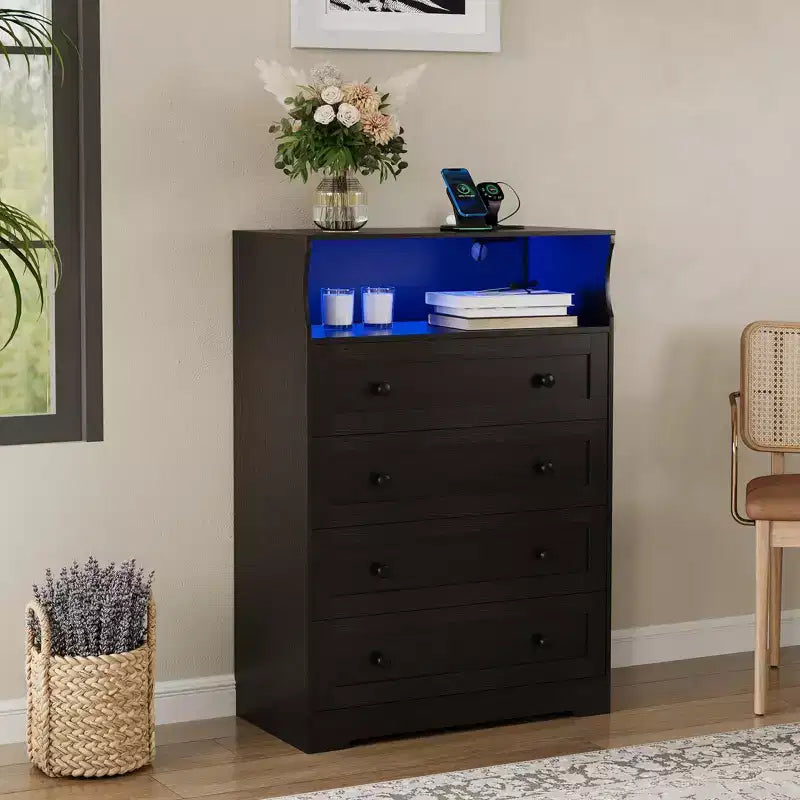 4 Drawer Dresser for Bedroom, 31.5W Wood Chest of Drawers with Charging Station, Dresser Narrow Nightstand, Clothes Storage Organizer
