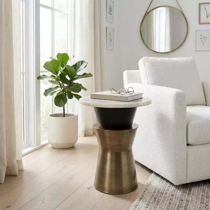 Decorative Round End and Side Table for Small Spaces - Agate Top with Metal Base for Living Room and Bedroom Decor - 20, Gold & White