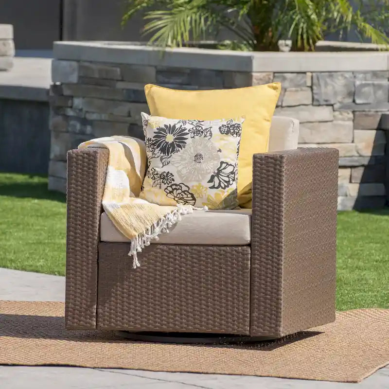 Puerta Outdoor Wicker Swivel Club Chair by Christopher Knight Home