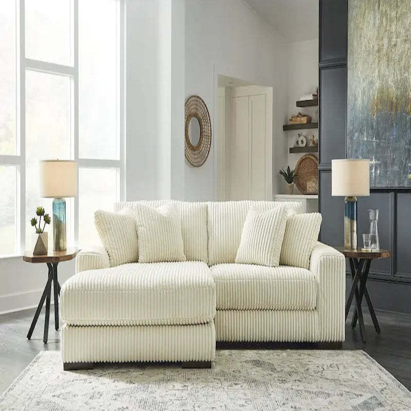 Signature Design by Ashley Lindyn 2-Piece Sectional with Chaise - 102W x 70D x 38H