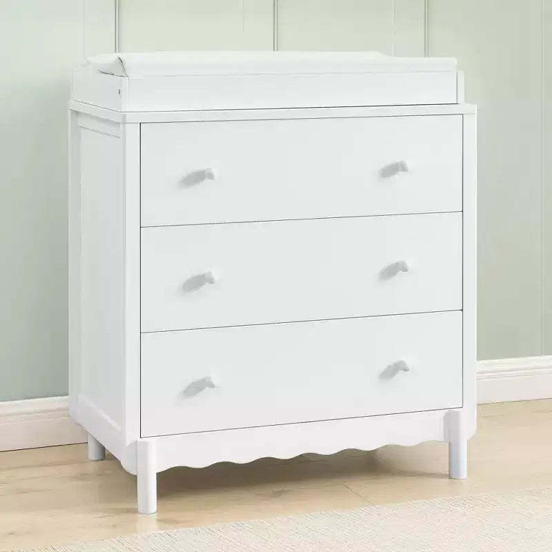Delta Children William 3 Drawer Dresser with Changing Top
