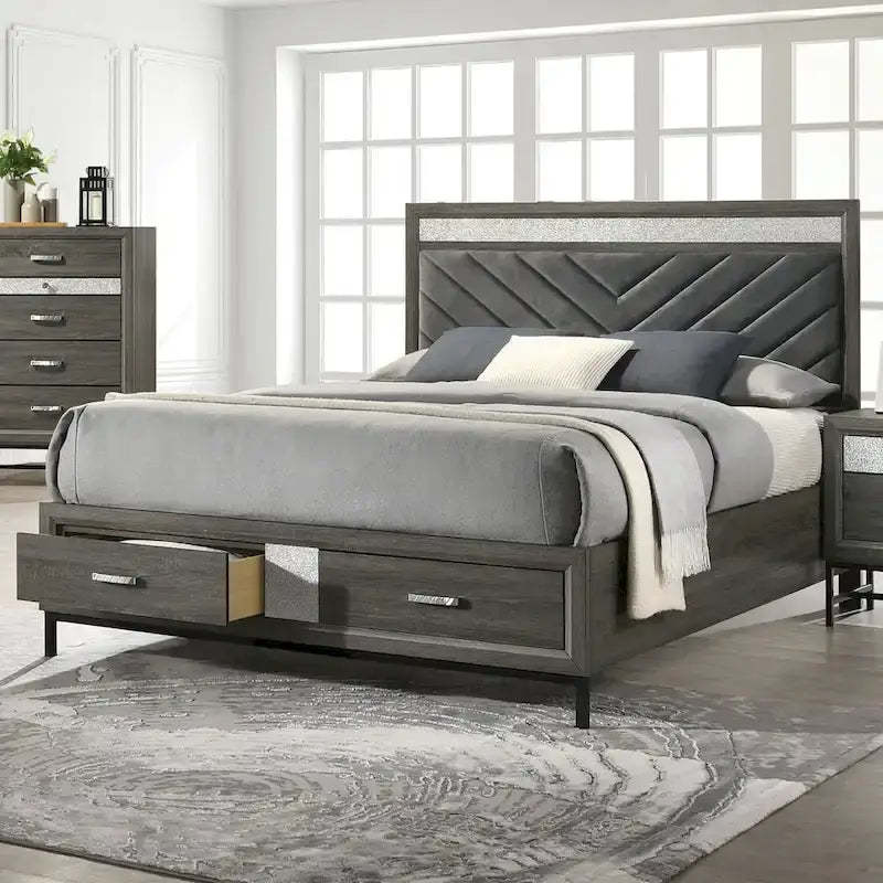 Furniture of America Heinisk Modern Grey Storage Platform Bed with Chevron Headboard and Footboard Drawers