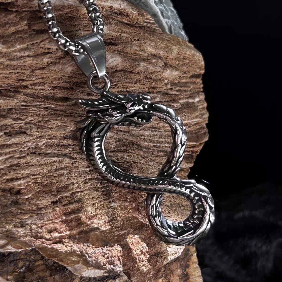 Ouroboros Dragon Pendant-stylishnooks