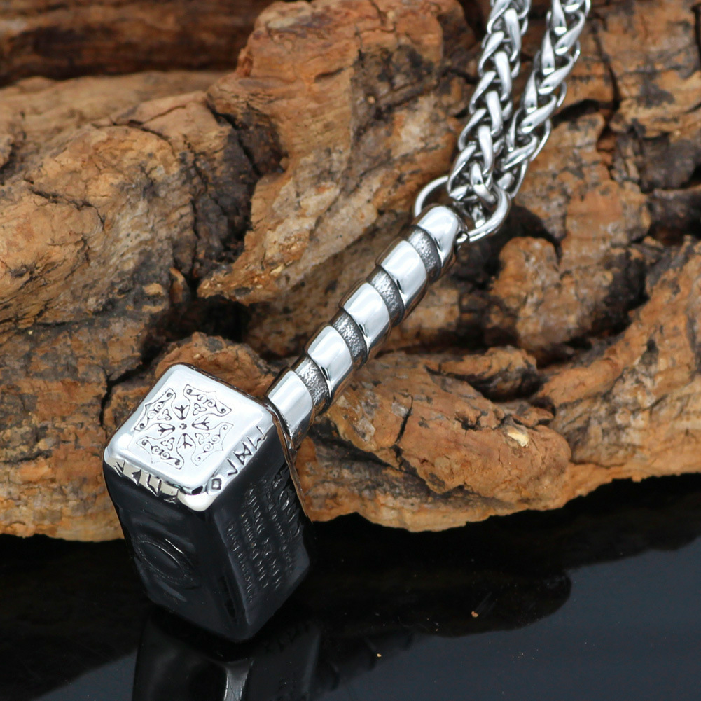 Mjolnir's Might Pendant-stylishnooks