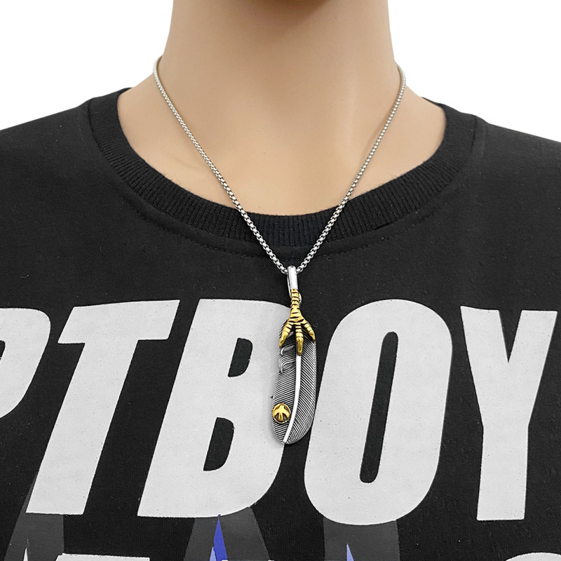 Feather & Talon Pendant-stylishnooks