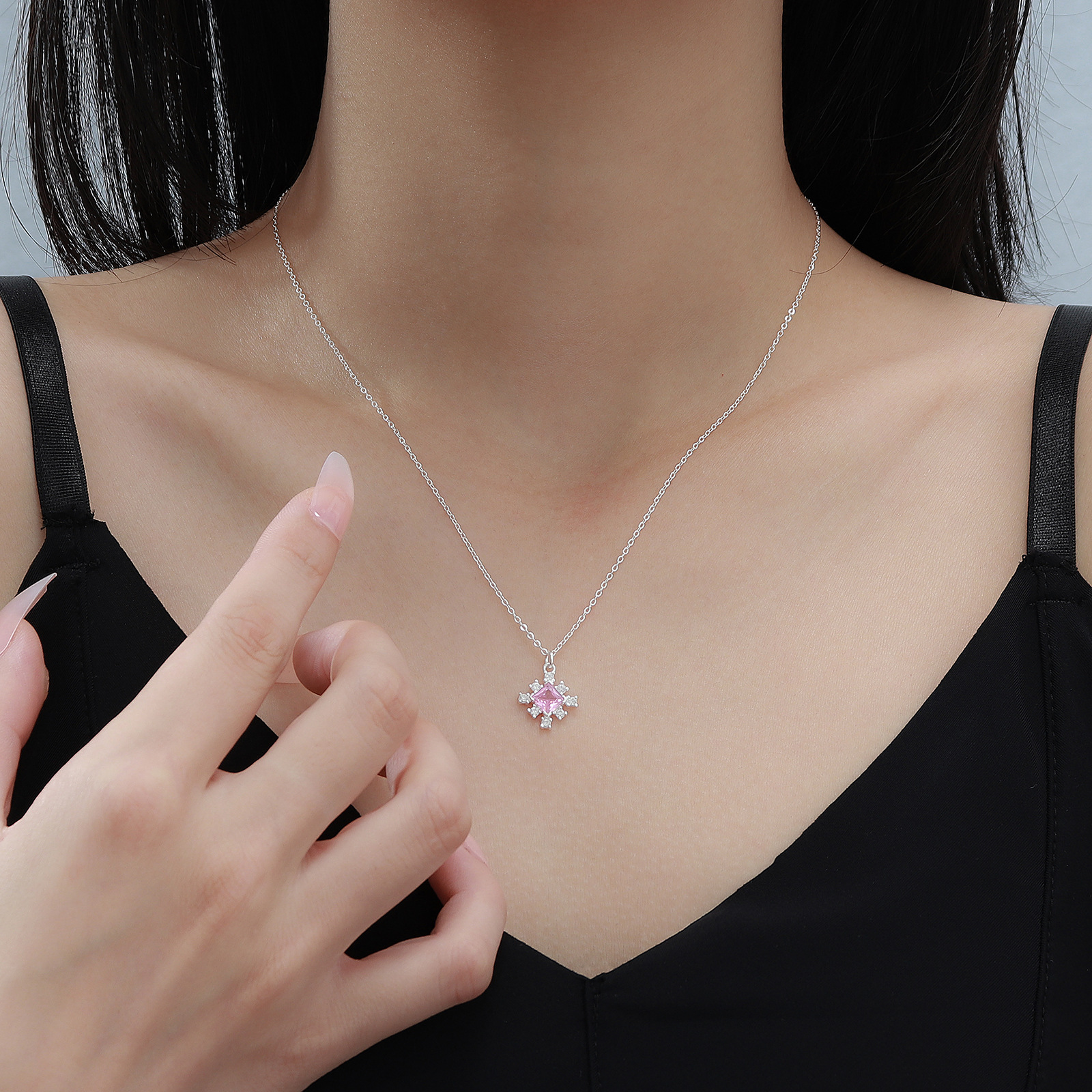 Frosted Star Snowflake Pendant-stylishnooks