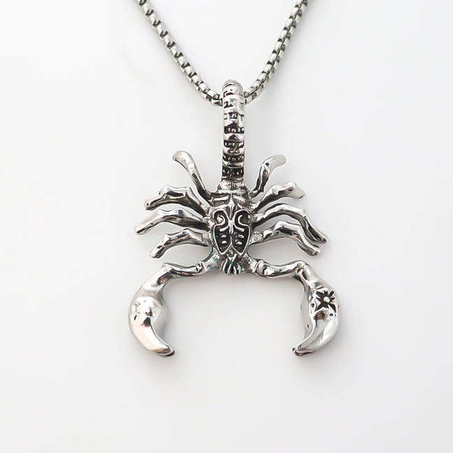 Street Scorpion Chain Pendant-stylishnooks