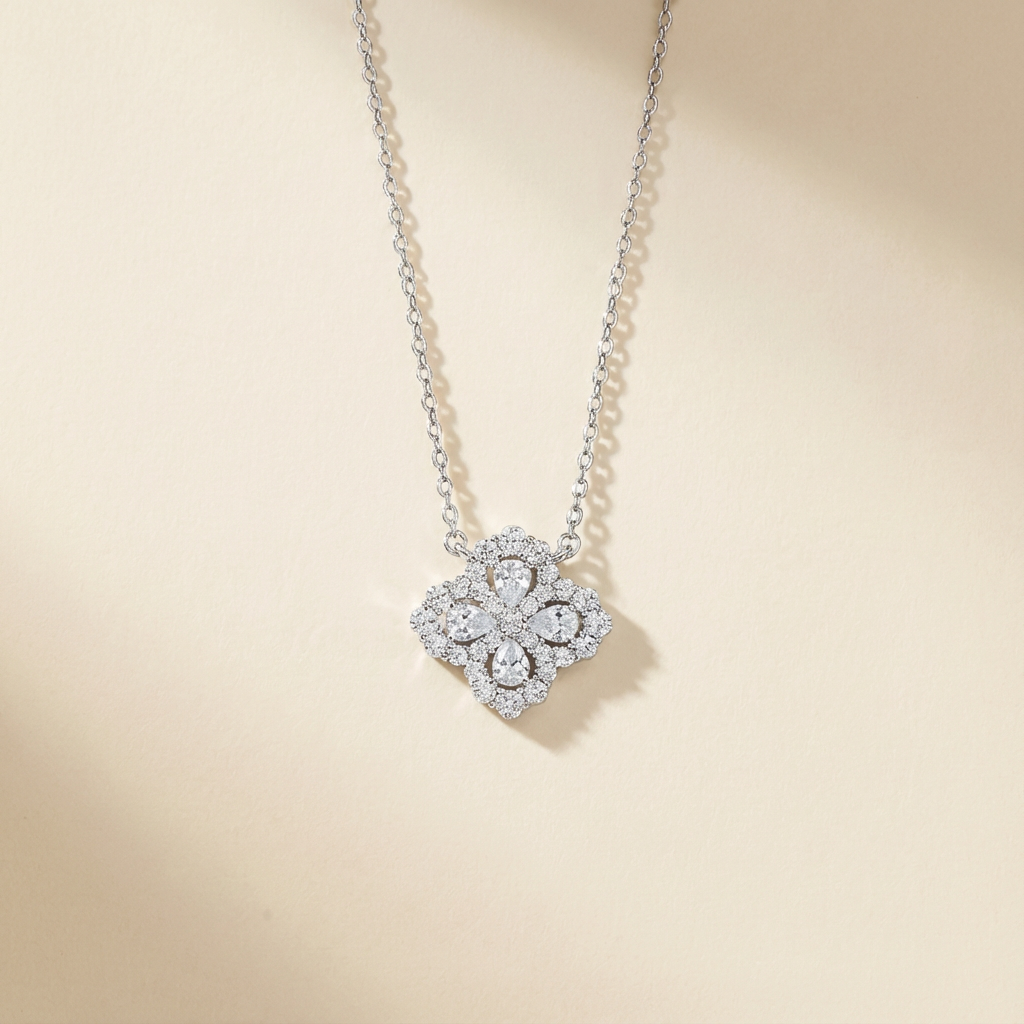  Lucky Clover Diamond Necklace-925 sterling silver