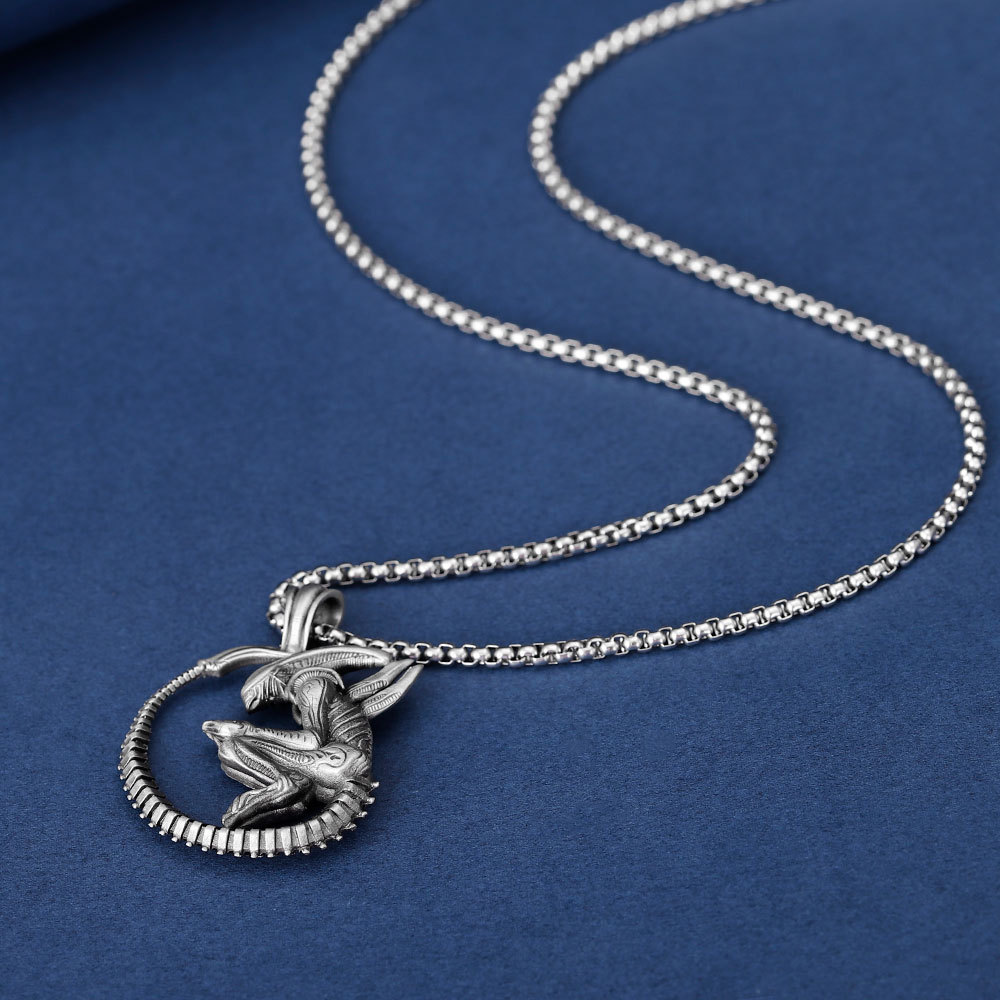 Alien Movie Xenomorph Pendant, Cyberpunk Gothic Statement Necklace-stylishnooks