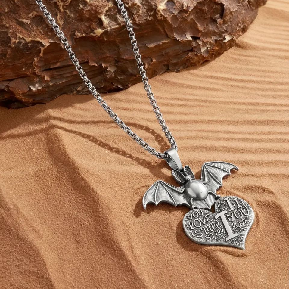 Night Wing Bat Necklace, Unisex Gothic Punk Accessory for Men & Women