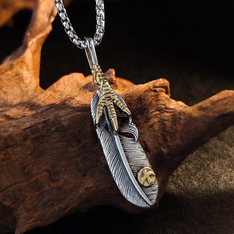 Feather & Talon Pendant-stylishnooks