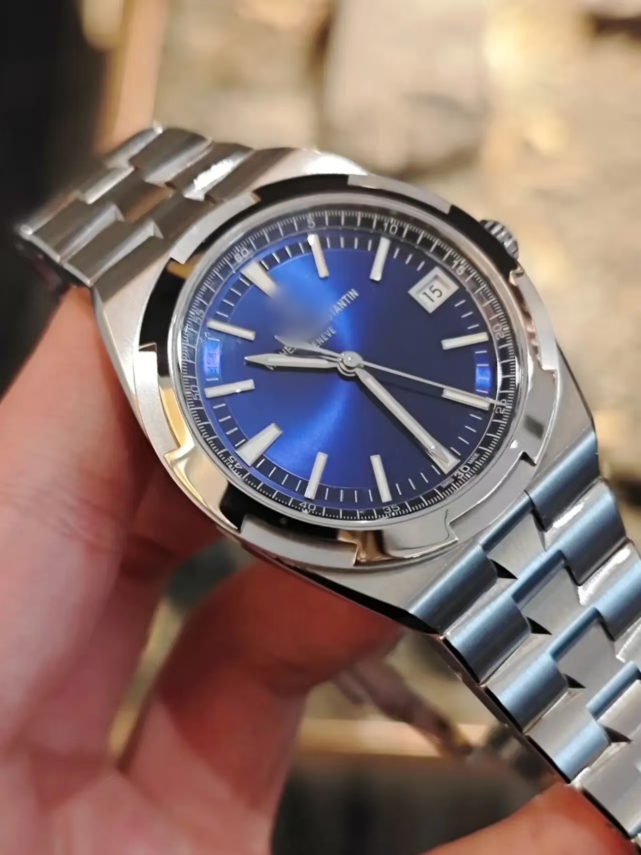 Global Reach Series 4520V