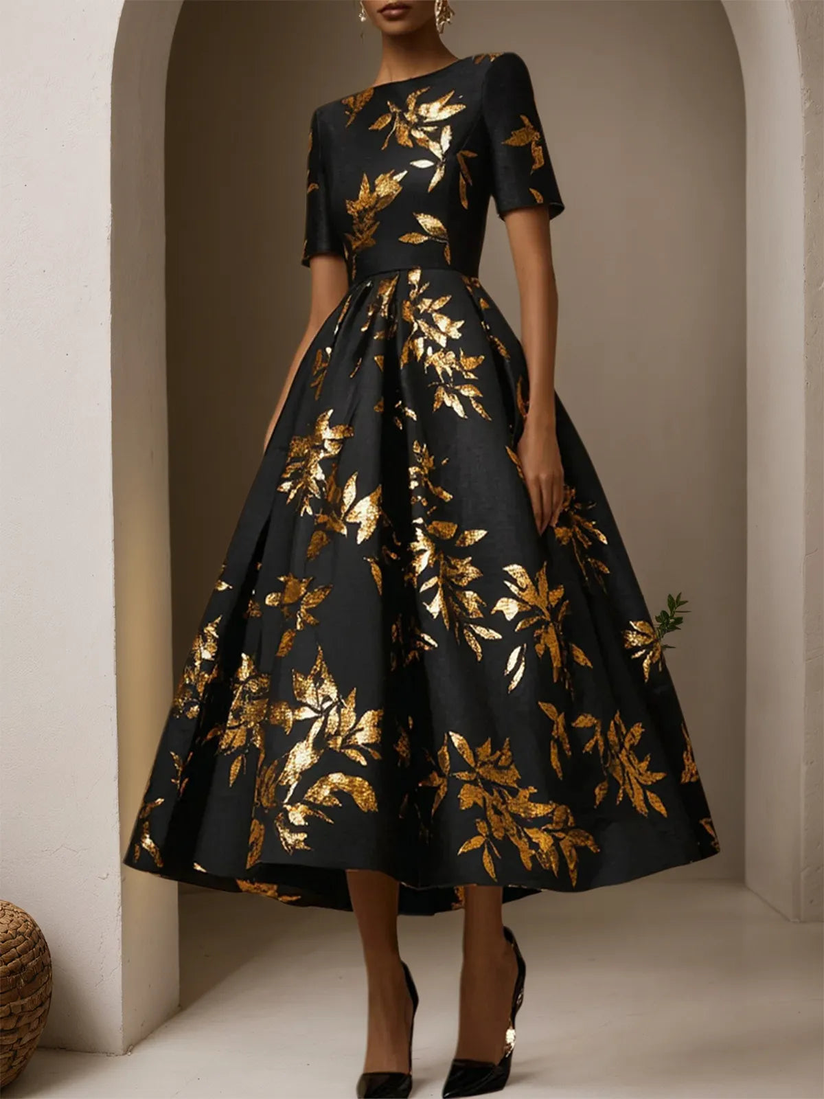 Black Gold Hot Stamping Floral Short Sleeve A-Line Maxi Dress