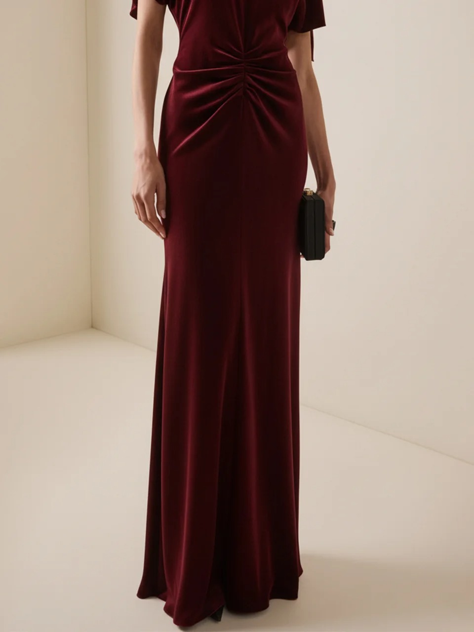 Burgundy Shirred Velvet Boat Neck Short Sleeve Split Sleeves Sheath Gown Dress