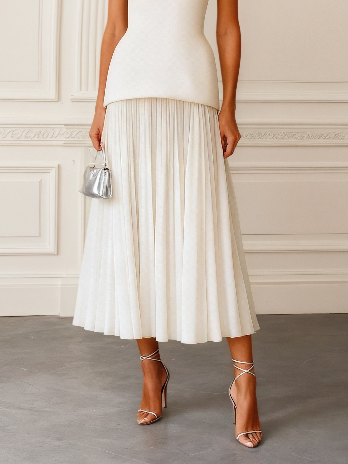 Women White Pleated Strapless Sleeveless Elegant Top With Skirt Two-Piece Set