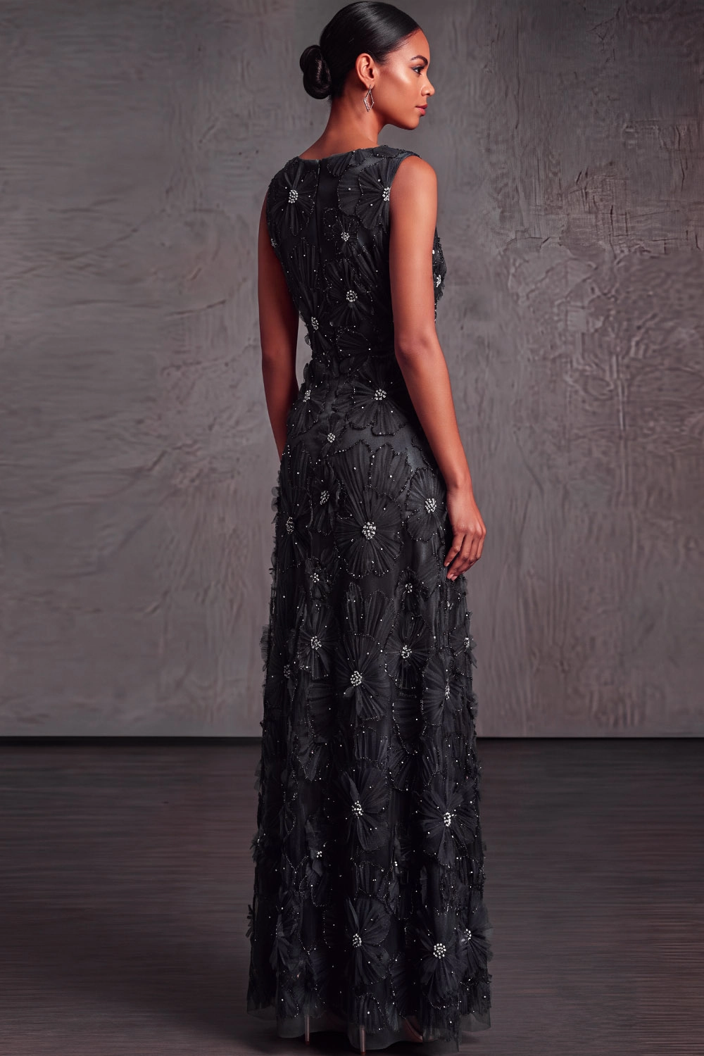Sleeveless Applique Tulle Evening Gown