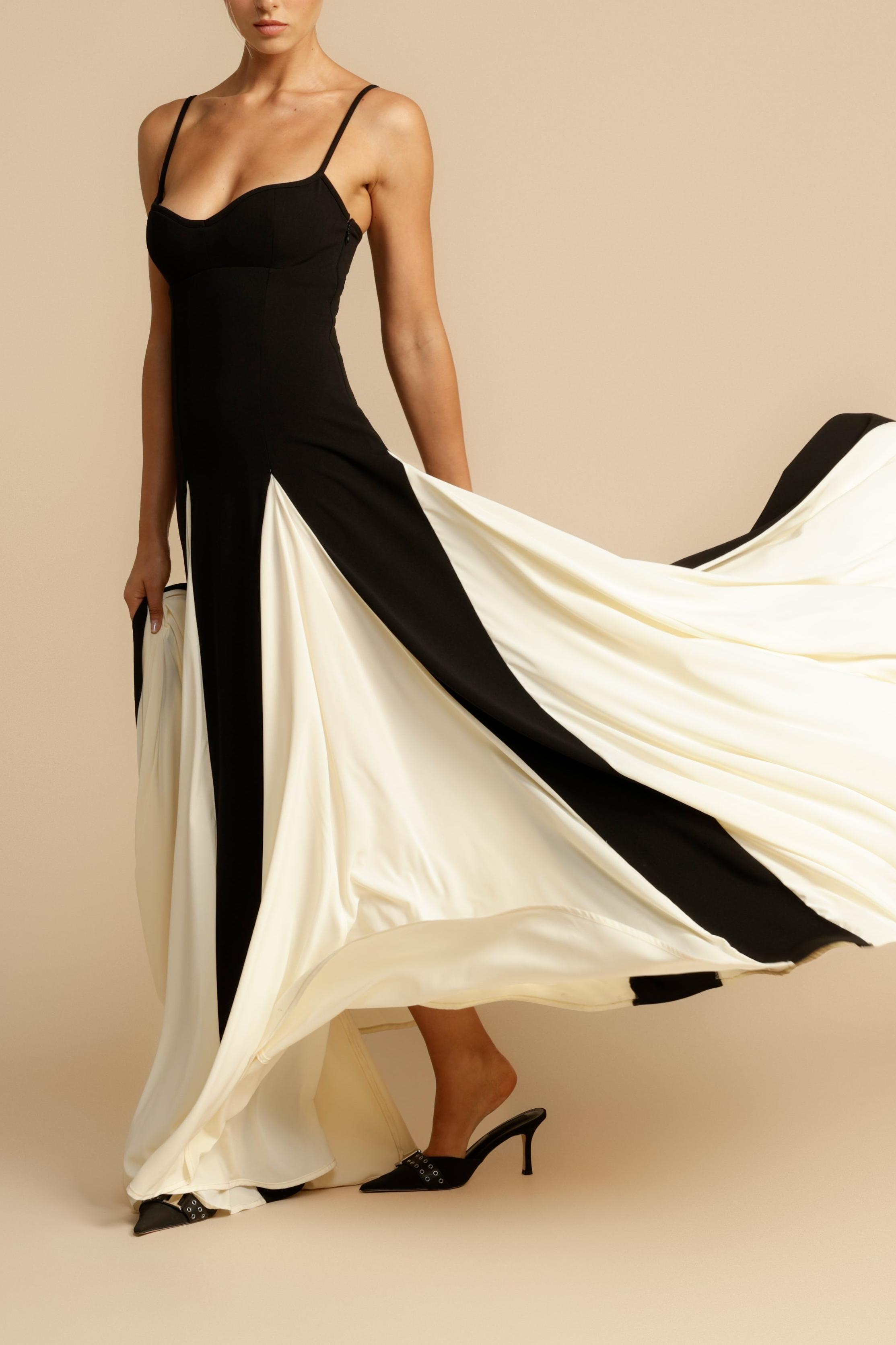 Contrast Color Sweetheart Neck Sleeveless Midi Dress