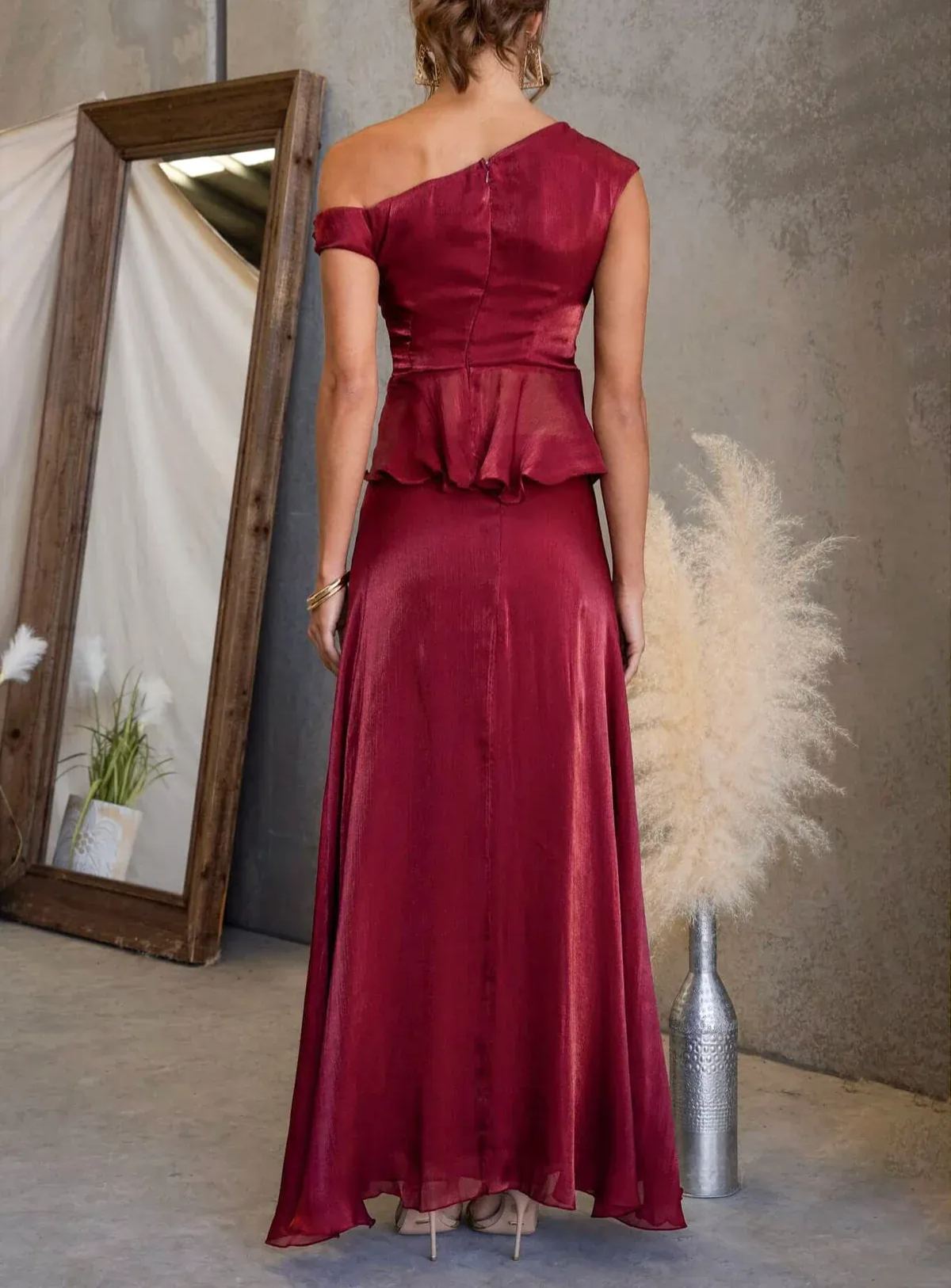 Sophisticated Shimmering One-Shoulder Draped Midi Gown