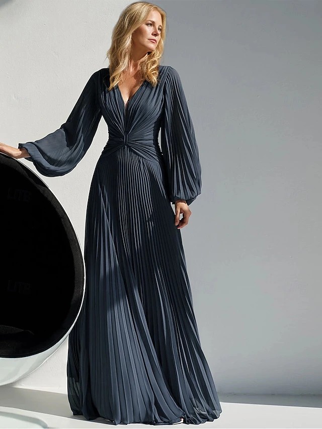 V-Neck Long Sleeve Pleated Chiffon Evening Gown