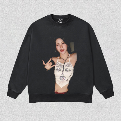 LE SSERAFIM HUH YUNJIN