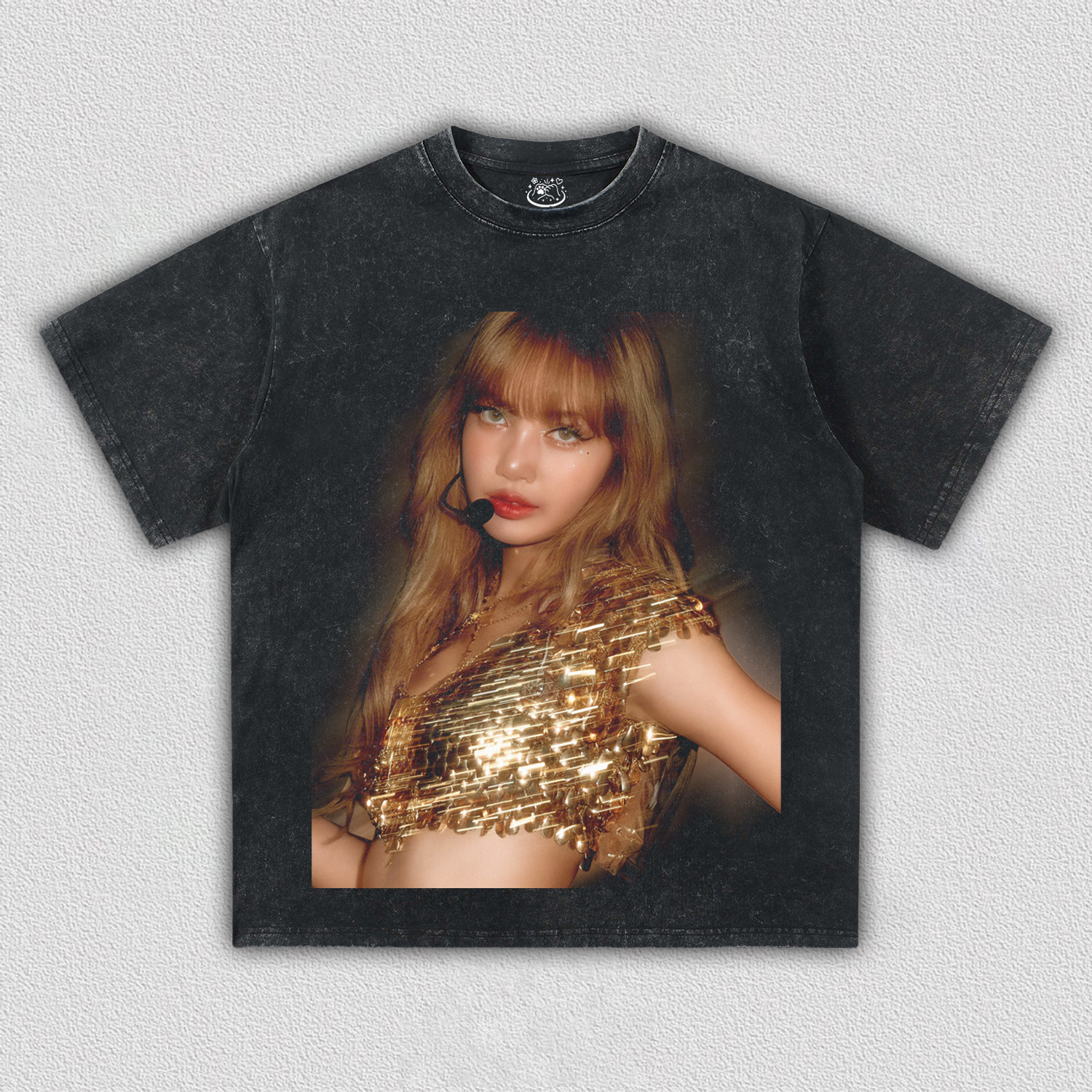 BLACKPINK LISA TEE 10.31