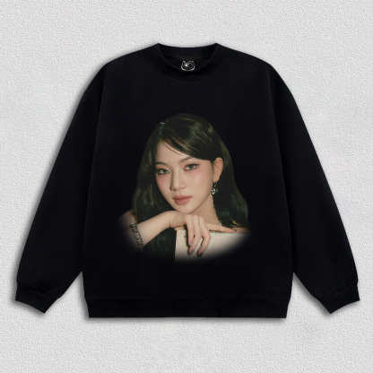 STAYC ISA-Now Tuning 111.2 MHz HOODIES