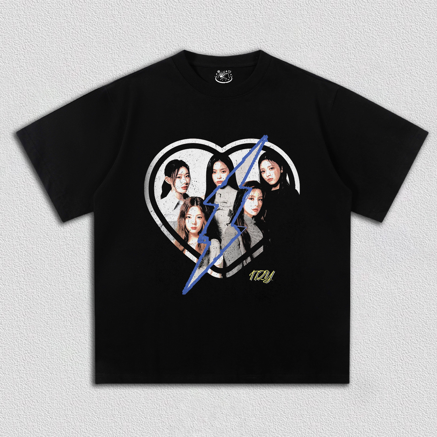 ITZY TEE