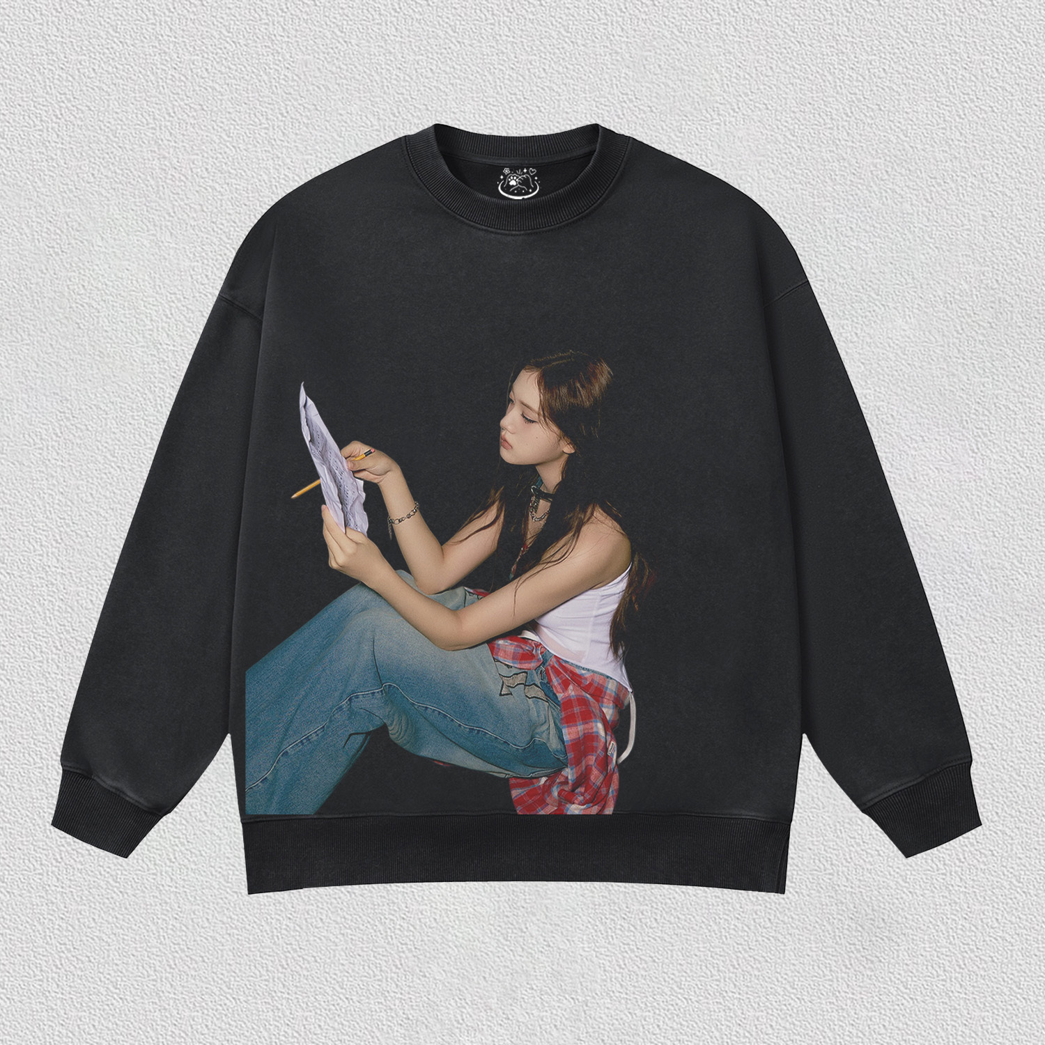 STAYC J-Now Tuning 111.2 MHz HOODIES