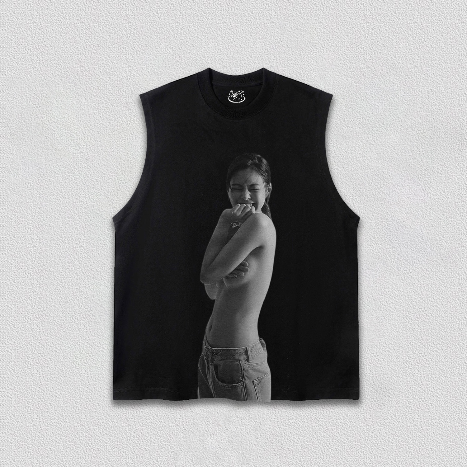 Jennie 1 Tee