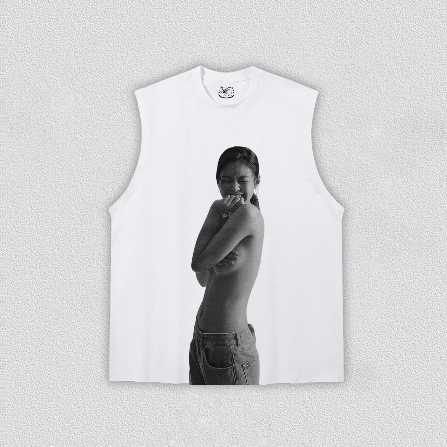 Jennie 1 Tee