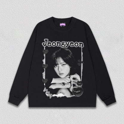 JEONGYEON TEE 1.20