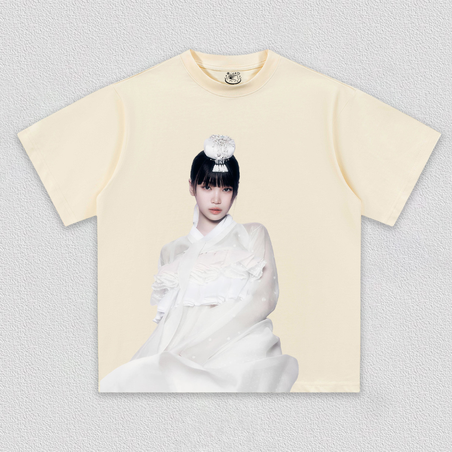 LE SSERAFIM Chaewon TEE