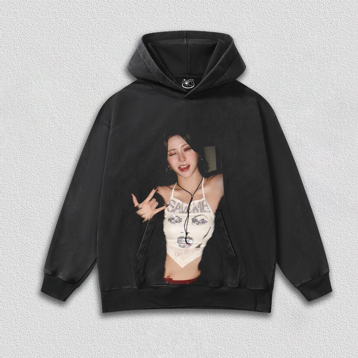 LE SSERAFIM HUH YUNJIN