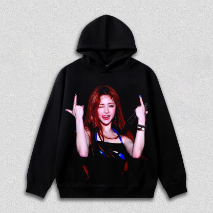 LE SSERAFIM  YUNJIN 1.0