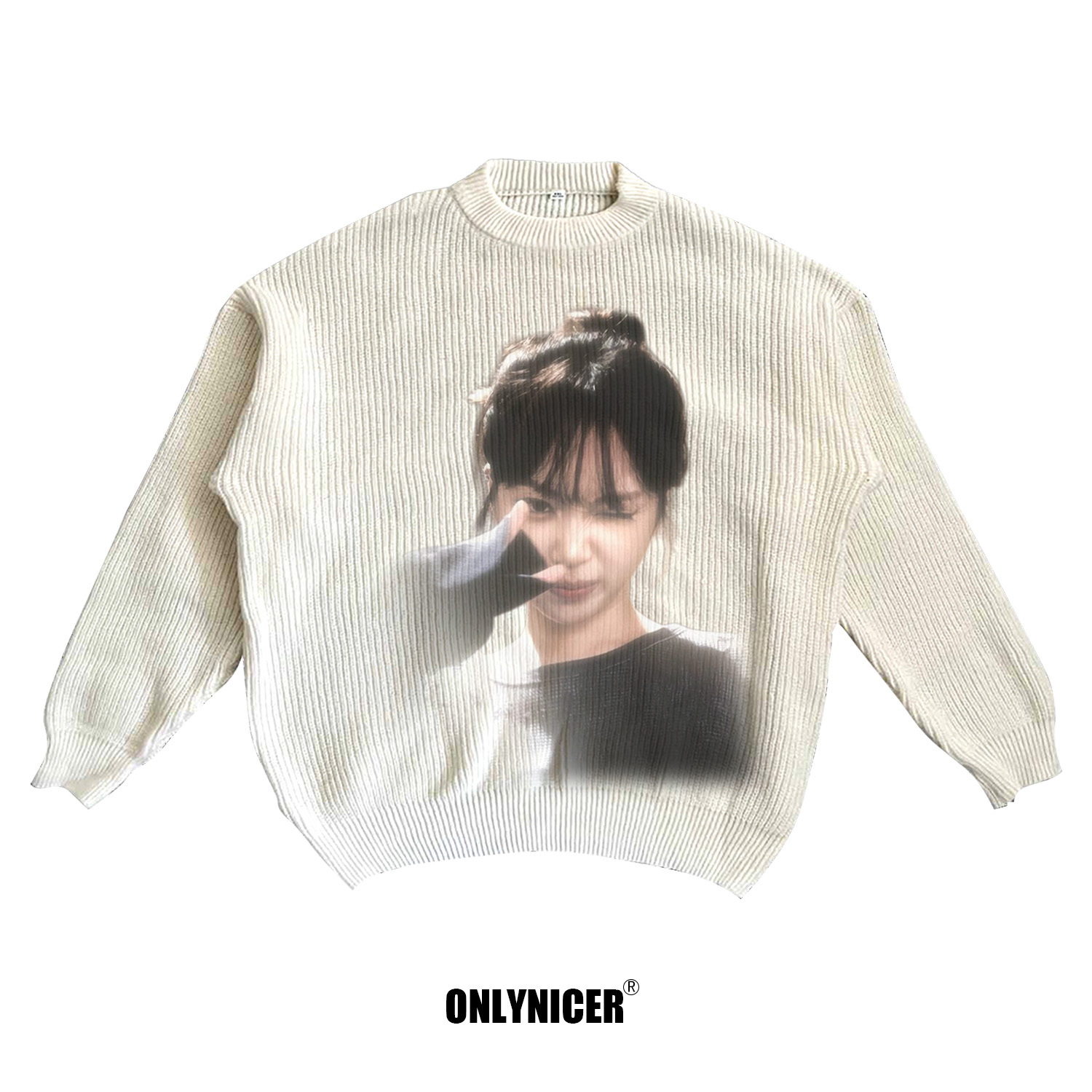 LE SSERAFIM chaewon SWEATER