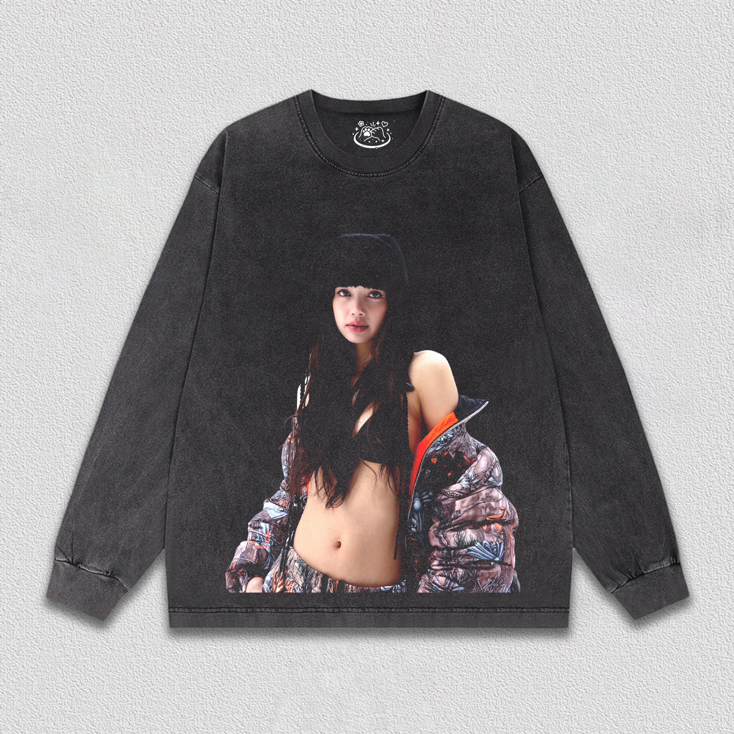 LISA x ONLYNICER TEE