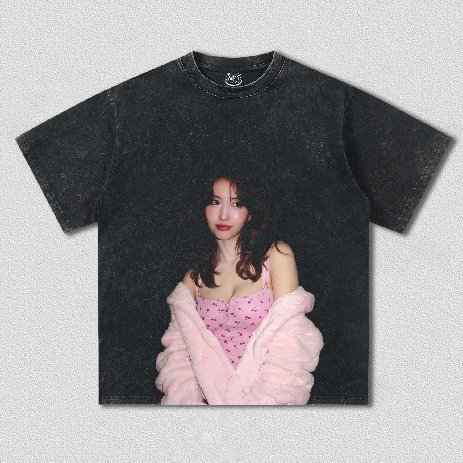 twice MOMO TEE