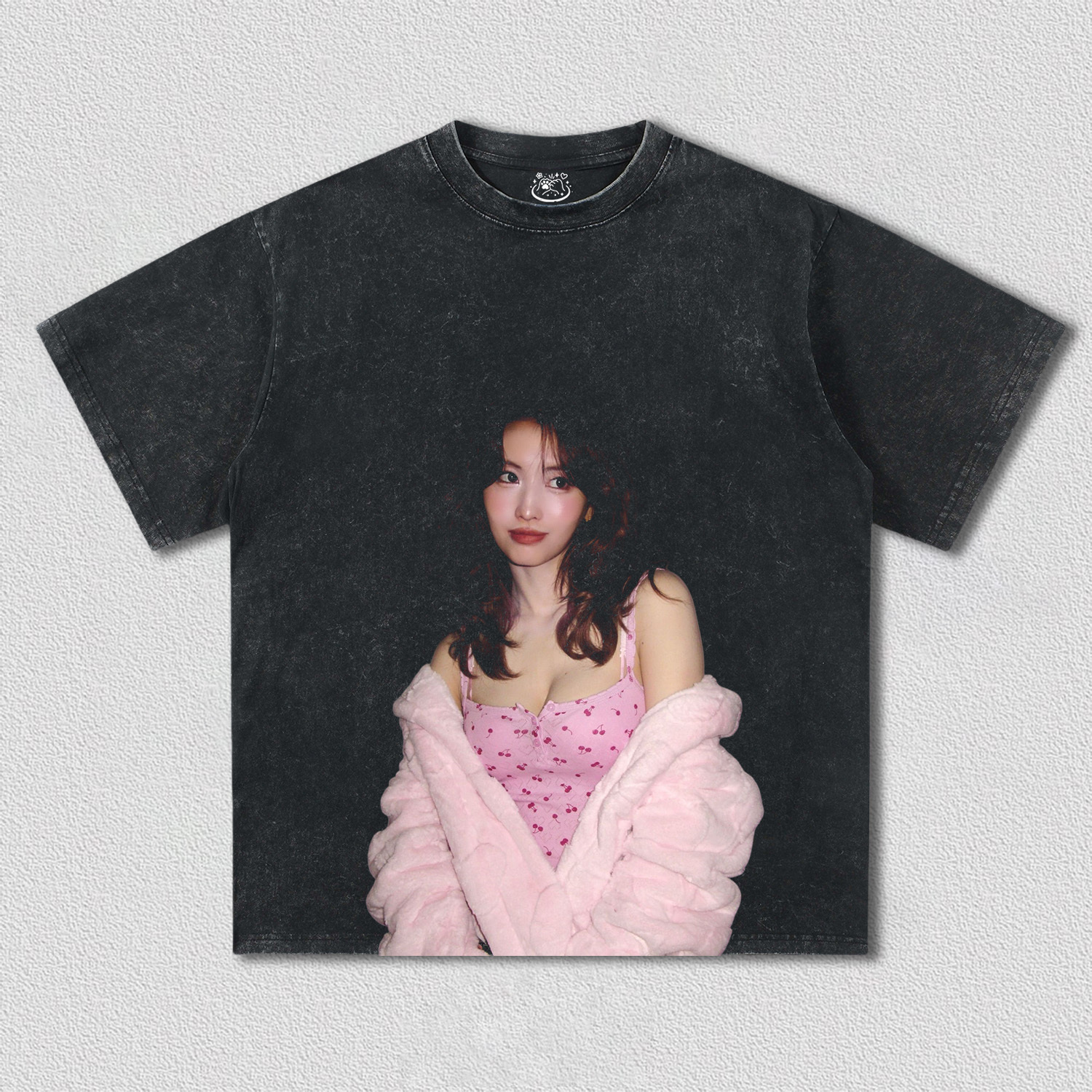 twice MOMO TEE
