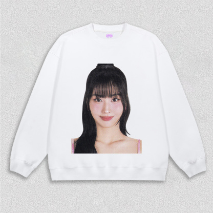 Momo TEE